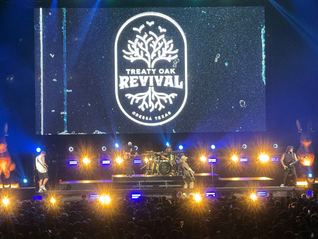 Inspiration from a Rowdy Crowd | Riding the Lightning at a Treaty Oak Revival Concert