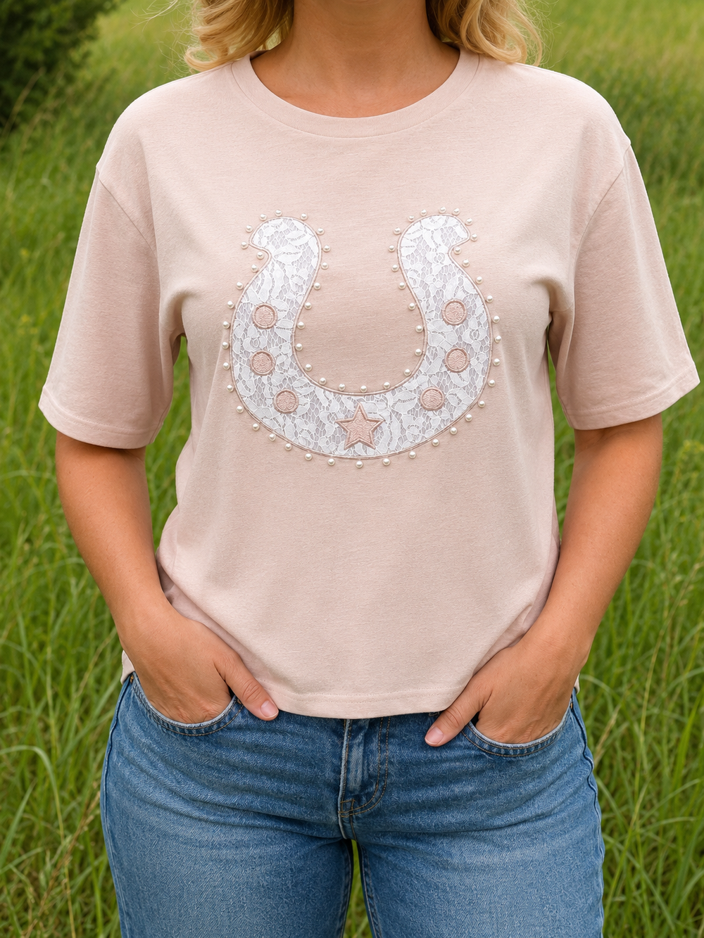 Desert Pearl Lace Horseshoe Tee
