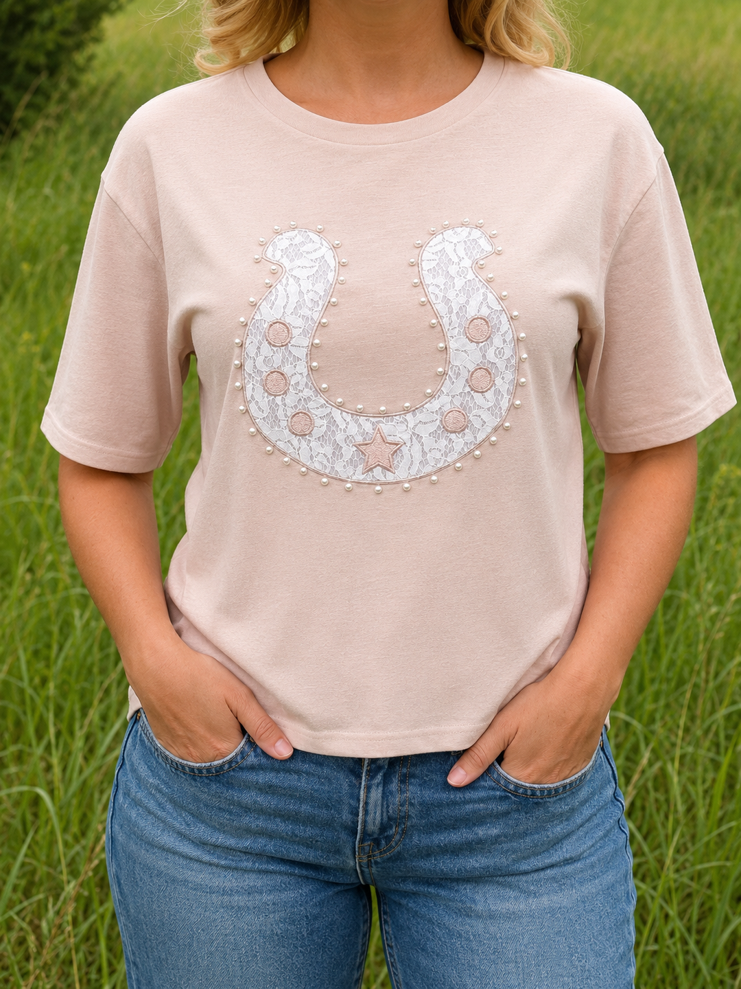 Desert Pearl Lace Horseshoe Tee