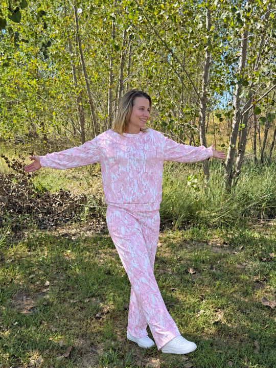 Heritage Pink Woodlands-Camo Sweater &amp; Pants Set