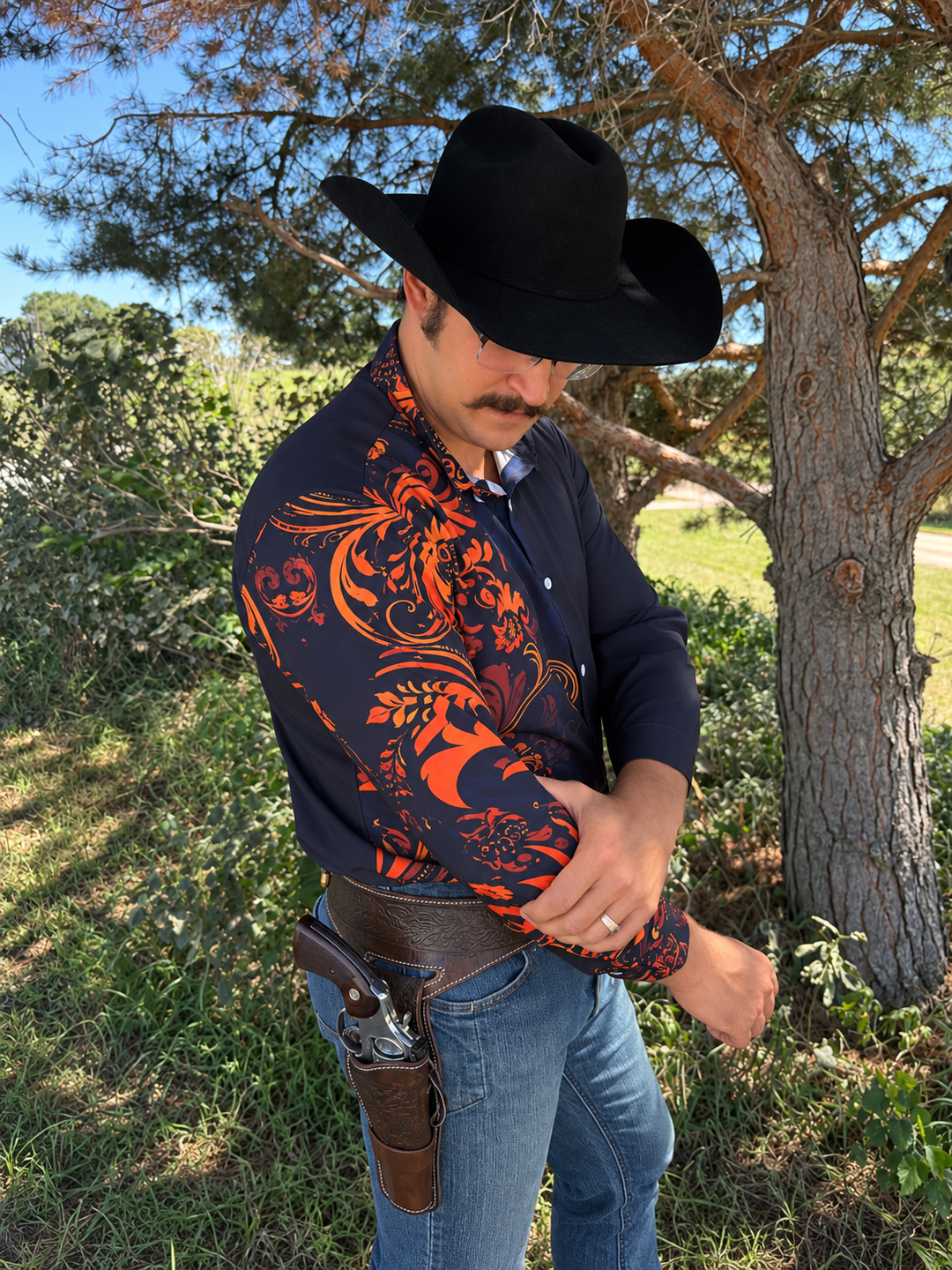 High-Society Boroque Pattern Silk Longsleeve Button-Up